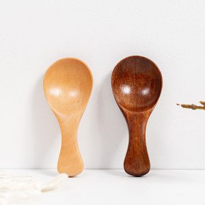 wooden spices spoons